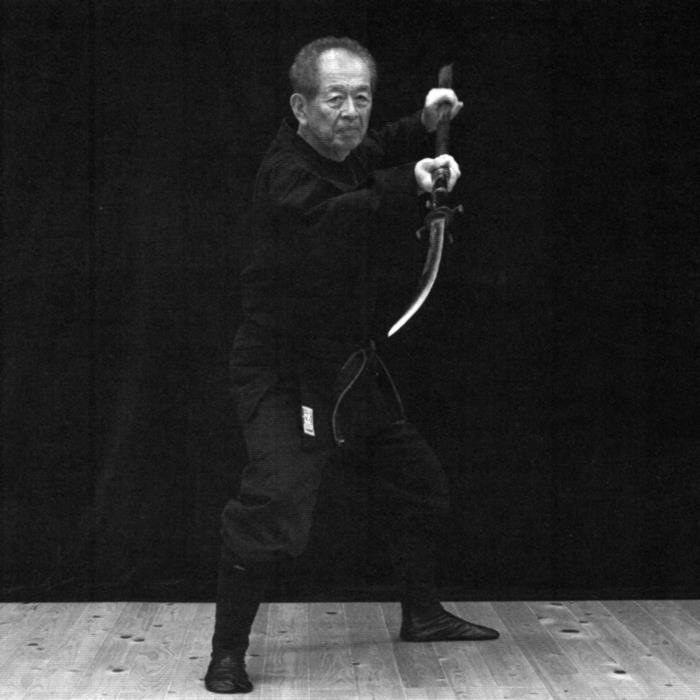 Naginata jutsu par Maitre Hatsumi