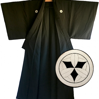 Antique kimono traditionnel japonais samourai soie noire takenaka montsuki homme