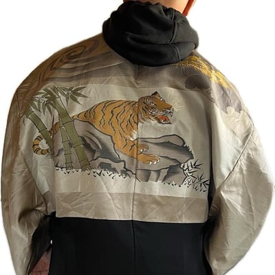 Haori japonais homme antique soie noire agarifuji montsuki tigre vs dragon 14
