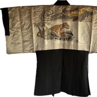 Haori japonais homme antique soie noire agarifuji montsuki tigre vs dragon 6